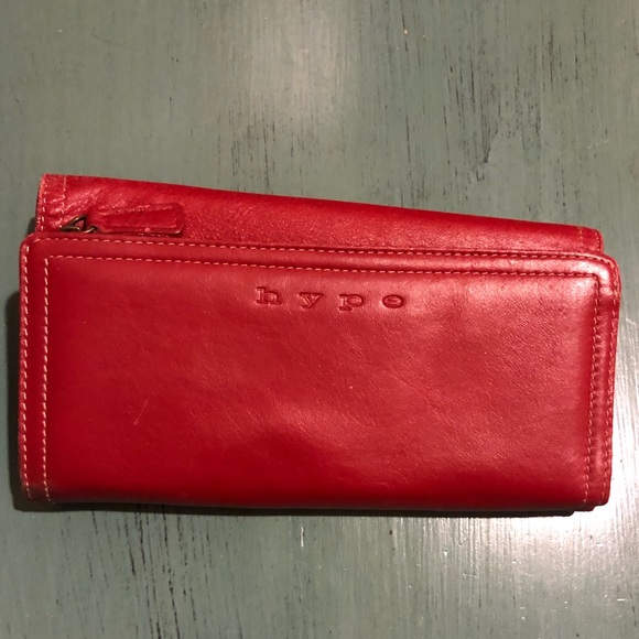 Hypo red leather wallet hand held clutch - Picture 2 of 6
